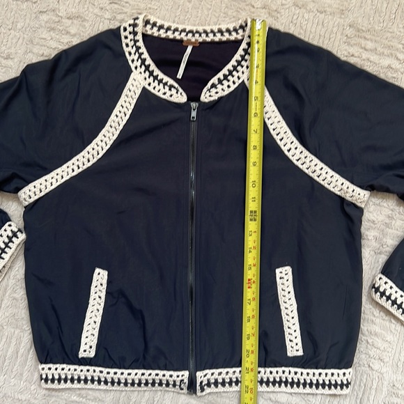 Free People baseball jacket cropped crochet trim Size Large - Picture 14 of 16
